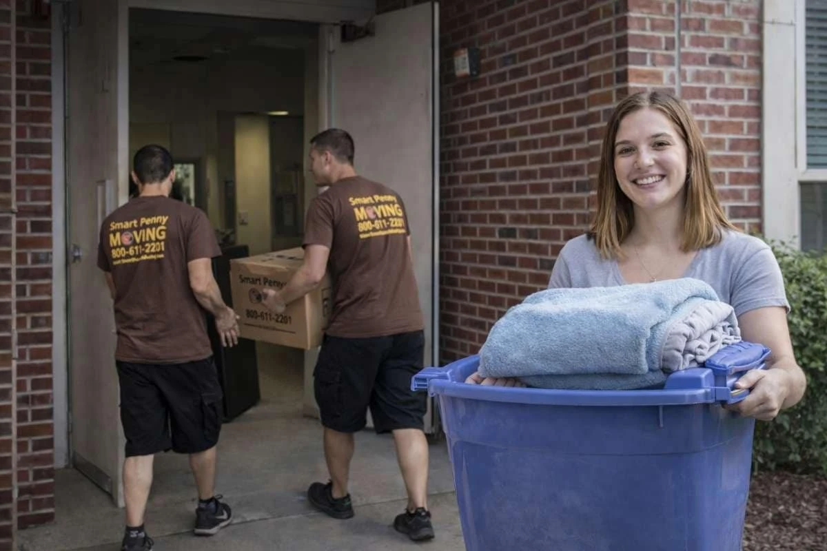 Smart Penny Moving crew on a Belmont college move