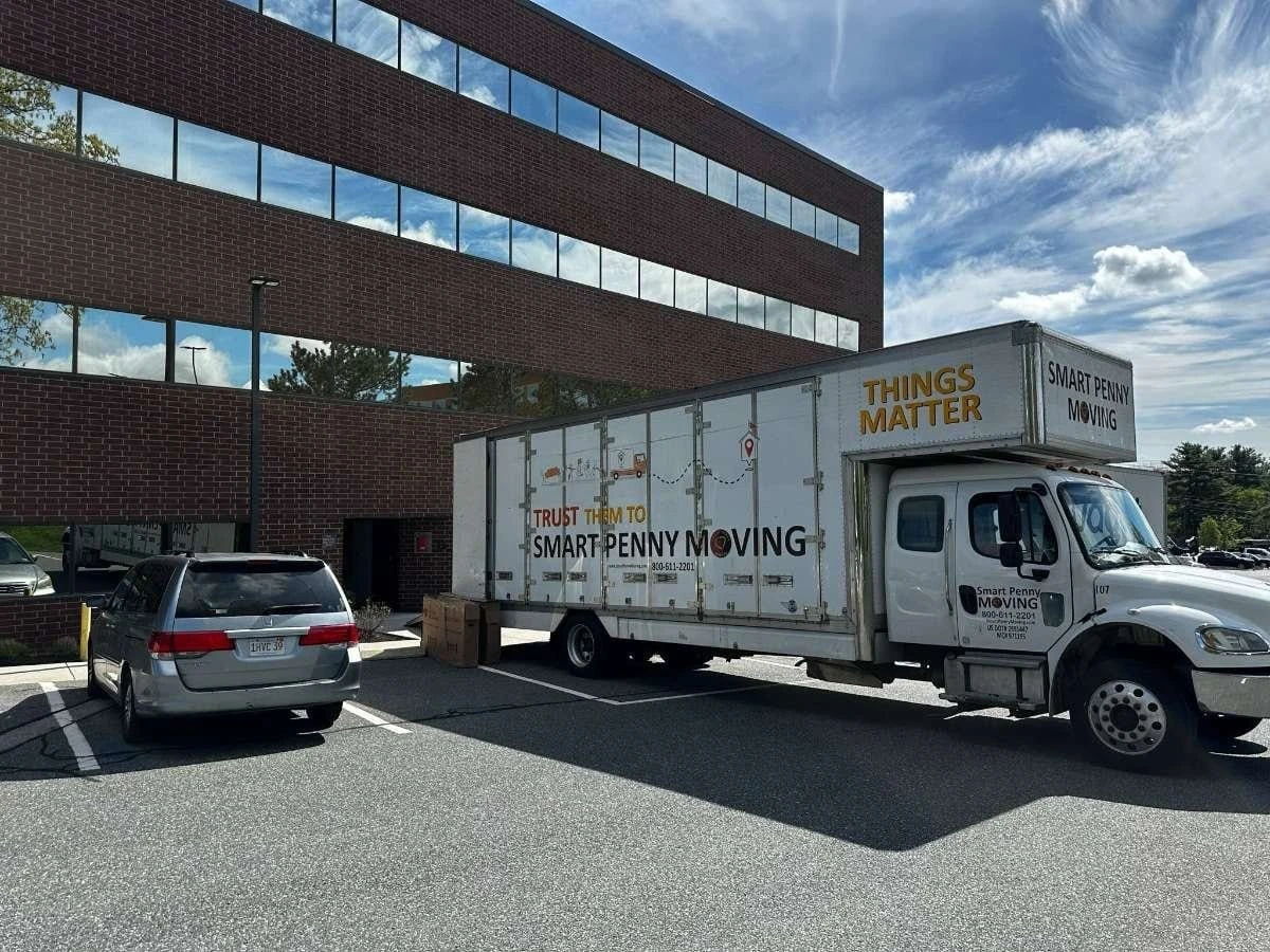 Smart Penny Moving crew on a Belmont commercial move